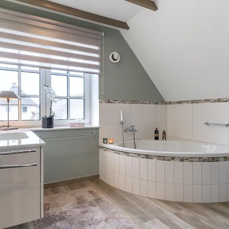 Summer Diek Summerdiek 8